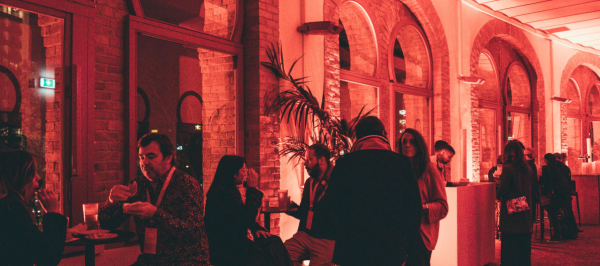 Área de Lounge e Networking